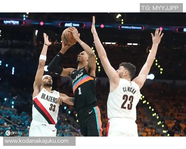 NBA季后赛来临四届最佳防守球员再度成为焦点引发热议
